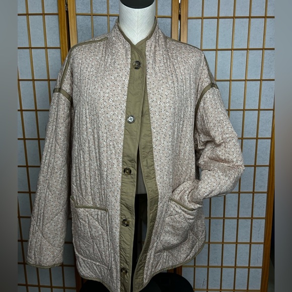 NEW Blank NYC Quilted Reversible Floral Jacket Women's Cream Pink Size XL - Picture 2 of 13